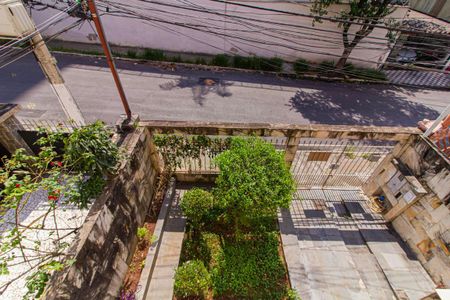 Casa à venda com 224m², 3 quartos e 3 vagas Casa à venda com 224m², 3 quartos e 3 vagasVista do Quarto 2