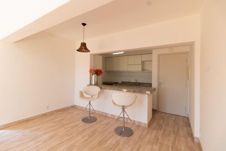 Apartamento à venda com 210m², 3 quartos e 4 vagas Apartamento à venda com 210m², 3 quartos e 4 vagasCOZINHA