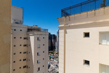Apartamento à venda com 210m², 3 quartos e 4 vagas Apartamento à venda com 210m², 3 quartos e 4 vagasVISTA DO QUARTO 1