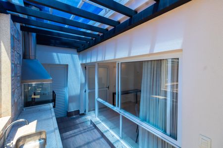 Apartamento à venda com 210m², 3 quartos e 4 vagas Apartamento à venda com 210m², 3 quartos e 4 vagasÁREA GOURMET COBERTURA