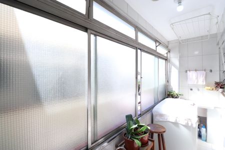 Apartamento à venda com 90m², 3 quartos e sem vagaÁrea de Serviço