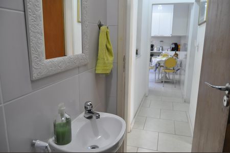 Casa de condomínio à venda com 200m², 5 quartos e 1 vagaBanheiro 1