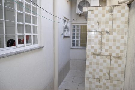 Casa de condomínio à venda com 200m², 5 quartos e 1 vagaCorredor