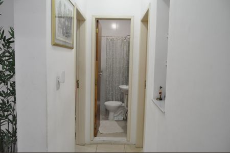 Casa de condomínio à venda com 200m², 5 quartos e 1 vagaCorredor