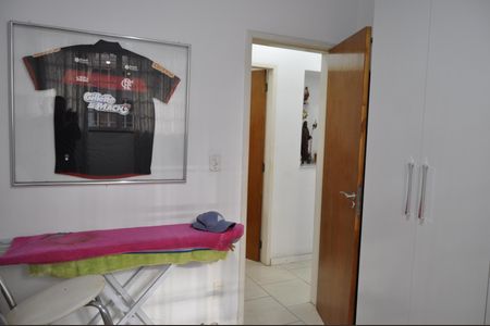 Casa de condomínio à venda com 200m², 5 quartos e 1 vagaQuarto 1