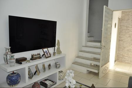 Casa de condomínio à venda com 200m², 5 quartos e 1 vagaSala