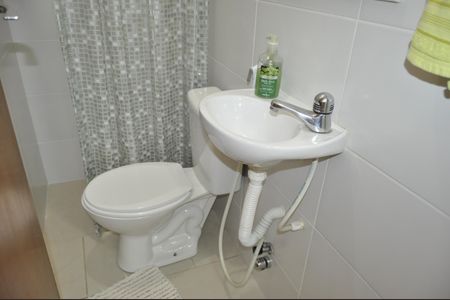 Casa de condomínio à venda com 200m², 5 quartos e 1 vagaBanheiro