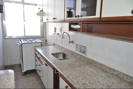 Apartamento à venda com 140m², 2 quartos e 1 vagaCozinha