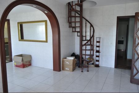 Apartamento à venda com 140m², 2 quartos e 1 vagaSala