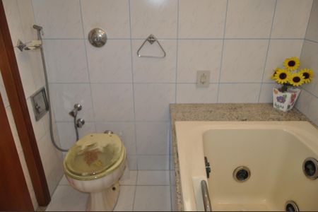 Apartamento à venda com 140m², 2 quartos e 1 vagaBanheiro