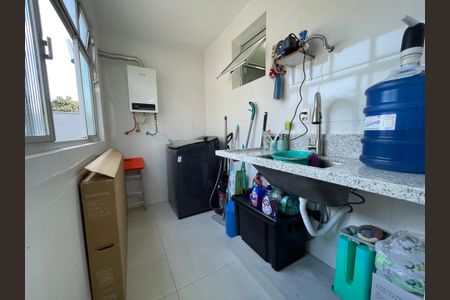 Apartamento à venda com 55m², 2 quartos e 1 vaga Apartamento à venda com 55m², 2 quartos e 1 vagaÁrea de Serviço