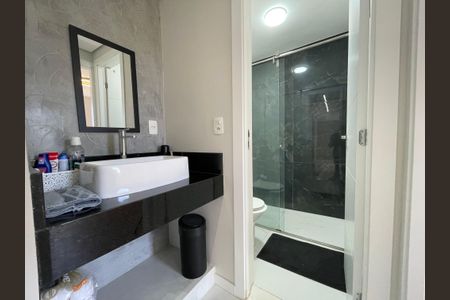 Apartamento à venda com 55m², 2 quartos e 1 vaga Apartamento à venda com 55m², 2 quartos e 1 vagaBanheiro Social
