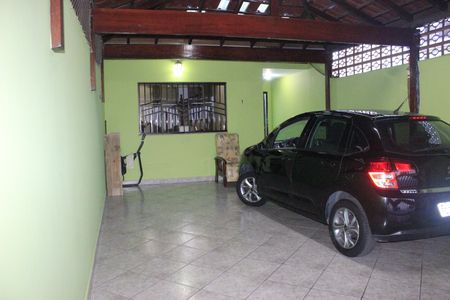 Casa à venda com 225m², 3 quartos e 4 vagasGaragem