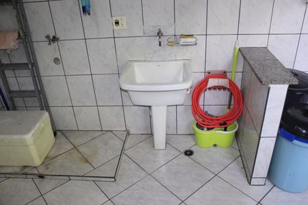 Casa à venda com 225m², 3 quartos e 4 vagasEspaço gourmet & Lavanderia