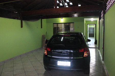 Casa à venda com 225m², 3 quartos e 4 vagasGaragem