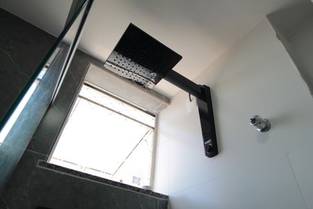 Apartamento à venda com 80m², 2 quartos e 2 vagasBanheiro Social