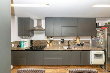 Apartamento à venda com 156m², 4 quartos e 3 vagasCozinha