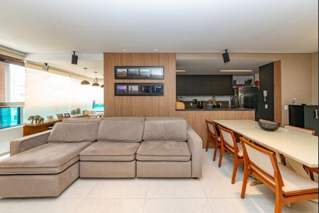 Apartamento à venda com 156m², 4 quartos e 3 vagasSala