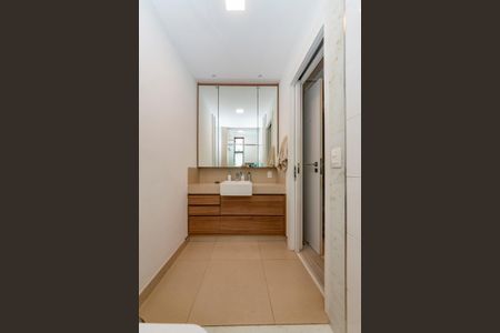 Apartamento à venda com 156m², 4 quartos e 3 vagasBanheiro da Suíte 3