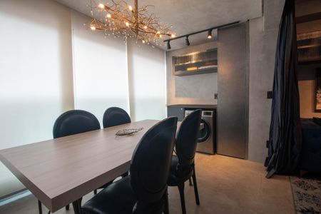 Apartamento à venda com 42m², 1 quarto e 1 vagaSala de Jantar