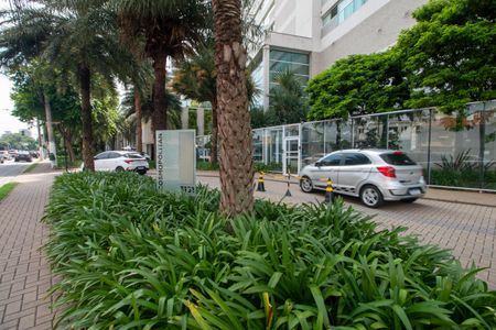 Apartamento à venda com 42m², 1 quarto e 1 vagaFachada