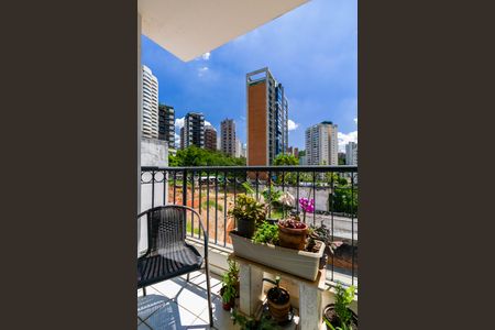 Apartamento à venda com 71m², 3 quartos e 2 vagas Apartamento à venda com 71m², 3 quartos e 2 vagasVaranda da Sala