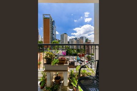 Apartamento à venda com 71m², 3 quartos e 2 vagas Apartamento à venda com 71m², 3 quartos e 2 vagasVaranda da Sala