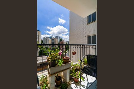 Apartamento à venda com 71m², 3 quartos e 2 vagas Apartamento à venda com 71m², 3 quartos e 2 vagasVaranda da Sala