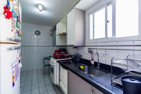 Apartamento à venda com 71m², 3 quartos e 2 vagas Apartamento à venda com 71m², 3 quartos e 2 vagasCozinha