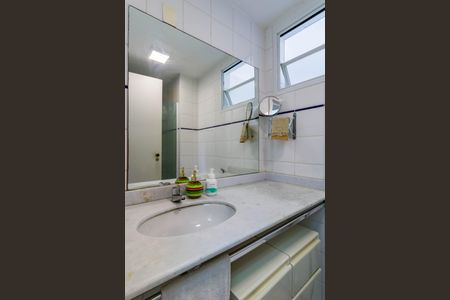 Apartamento à venda com 71m², 3 quartos e 2 vagas Apartamento à venda com 71m², 3 quartos e 2 vagasBanheiro