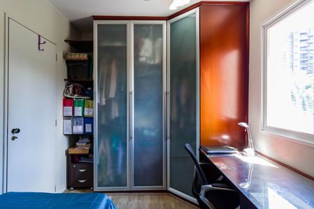 Apartamento à venda com 71m², 3 quartos e 2 vagas Apartamento à venda com 71m², 3 quartos e 2 vagasQuarto