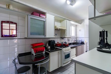 Apartamento à venda com 71m², 3 quartos e 2 vagas Apartamento à venda com 71m², 3 quartos e 2 vagasCozinha