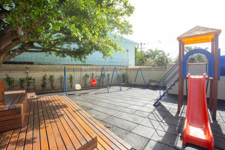 Casa de condomínio à venda com 100m², 3 quartos e 3 vagas Casa de condomínio à venda com 100m², 3 quartos e 3 vagasÁrea comum