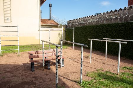 Casa de condomínio à venda com 100m², 3 quartos e 3 vagas Casa de condomínio à venda com 100m², 3 quartos e 3 vagasÁrea comum