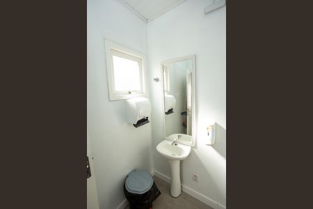 Casa de condomínio à venda com 100m², 3 quartos e 3 vagas Casa de condomínio à venda com 100m², 3 quartos e 3 vagasÁrea comum