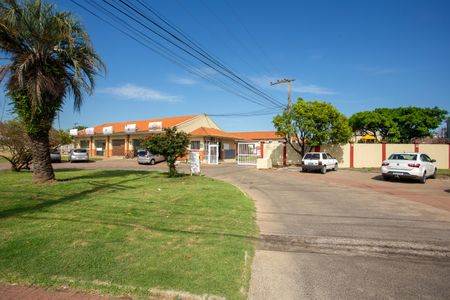 Casa de condomínio à venda com 100m², 3 quartos e 3 vagas Casa de condomínio à venda com 100m², 3 quartos e 3 vagasFachada do Condomínio