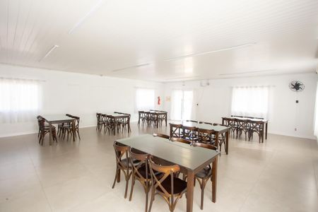 Casa de condomínio à venda com 100m², 3 quartos e 3 vagas Casa de condomínio à venda com 100m², 3 quartos e 3 vagasÁrea comum