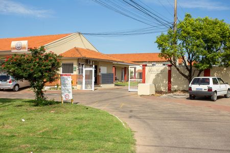 Casa de condomínio à venda com 100m², 3 quartos e 3 vagas Casa de condomínio à venda com 100m², 3 quartos e 3 vagasFachada do Condomínio