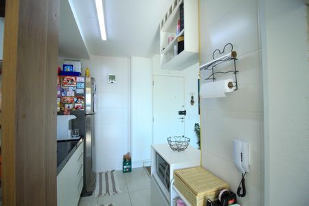 Apartamento à venda com 80m², 2 quartos e 2 vagasCozinha