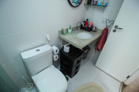 Apartamento à venda com 80m², 2 quartos e 2 vagasBanheiro da Suíte 2