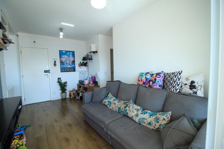 Apartamento à venda com 80m², 2 quartos e 2 vagasSala