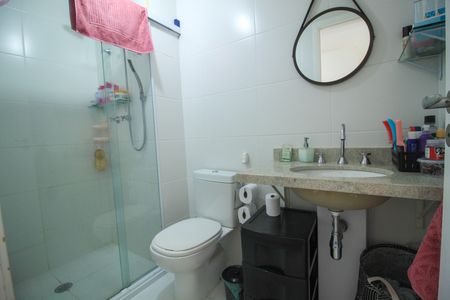 Apartamento à venda com 80m², 2 quartos e 2 vagasBanheiro da Suíte 2