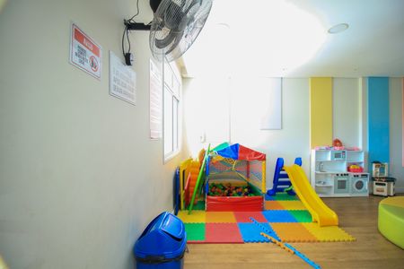 Apartamento à venda com 80m², 2 quartos e 2 vagasÁrea comum