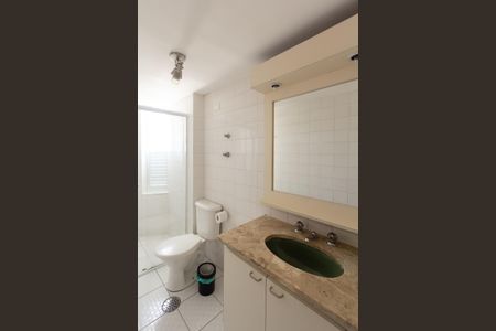 Apartamento para alugar com 67m², 1 quarto e 1 vaga Apartamento para alugar com 67m², 1 quarto e 1 vagaBanheiro da Suíte