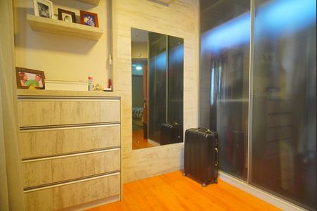 Apartamento à venda com 231m², 3 quartos e 2 vagasCloset da suíte