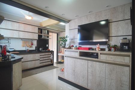 Apartamento à venda com 231m², 3 quartos e 2 vagasCozinha