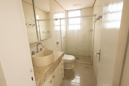Apartamento à venda com 150m², 3 quartos e 2 vagasBanheiro Social