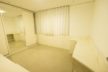 Apartamento à venda com 150m², 3 quartos e 2 vagasQuarto 1