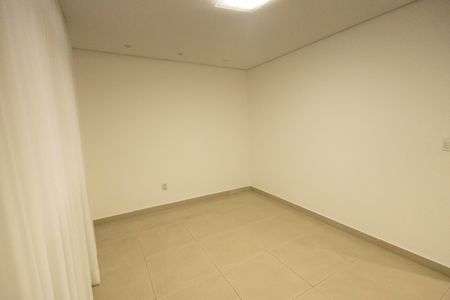 Apartamento à venda com 150m², 3 quartos e 2 vagasQuarto 2