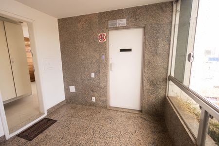 Apartamento à venda com 150m², 3 quartos e 2 vagasHall de entrada apartamento